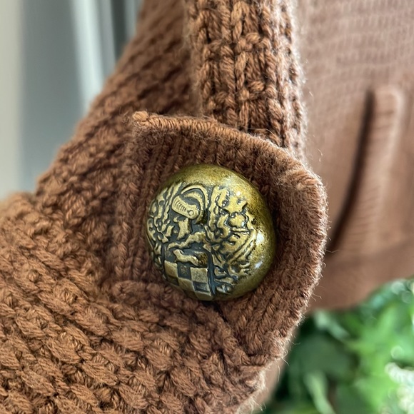 Vince Camuto Poncho - Picture 4 of 5